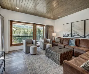 Photo 5 - True Luxury Ski in & Ski Out