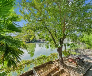 Photo 3 - Lakeside Retreat with Private Boat Ramp