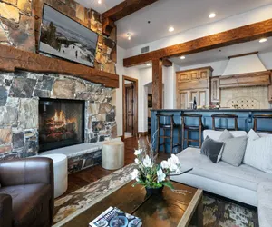 Photo 4 - Grand Lodge - Three Bedroom #201 - Ski-in/ski-out