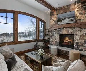 Photo 2 - Grand Lodge - Three Bedroom #201 - Ski-in/ski-out