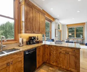 Photo 5 - Blue Skies