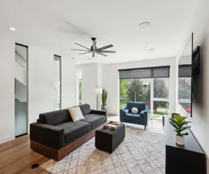 Photo 2 - New Modern Townhome with Rooftop Patio