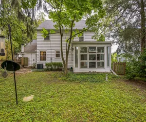 Photo 2 - House for Rent Fully Equipped 7 Min to Campus
