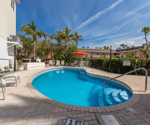 Photo 2 - Bermuda Bay Club 1427
