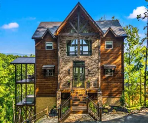 Photo 3 - Endless Blue Skies