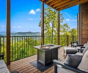 Photo 2 - Endless Blue Skies