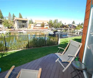 Photo 5 - 2081 Venice Drive, 285