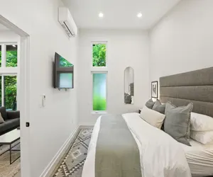 Photo 5 - 500 House - Unit B