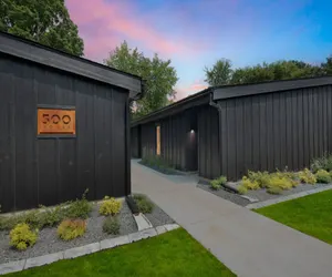 Photo 4 - 500 House - Unit C