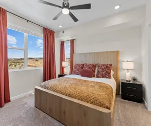 Photo 5 - Some Like it Haute