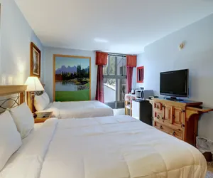 Photo 5 - MP613H Mountain Plaza Hotel Room