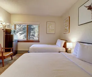 Photo 3 - AN104A Anaconda Hotel Room