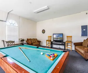 Photo 2 - 6 Bed Pool/Spa Game Room In Golf Resort!