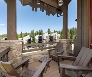 Photo 4 - Iron Horse Manor