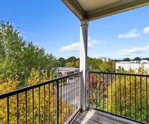 Photo 2 - Stylish Sky Lofts Condo in Historic West End