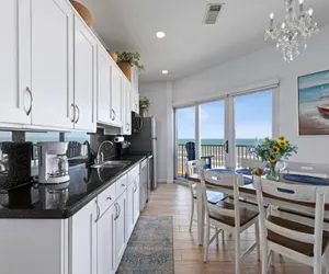 Photo 2 - Aquarius Penthouse #1