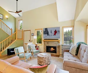 Photo 3 - 470 Homestead Unit 13