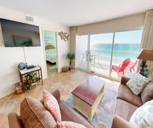 Photo 4 - Beach House 401D