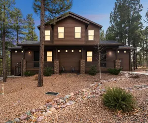 Photo 5 - Scenic Golf Retreat w/ Modern Comforts & Fireplace