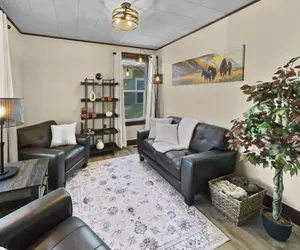 Photo 4 - Grand Lodge