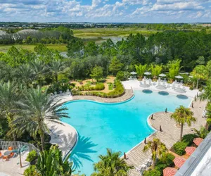 Photo 4 - Spacious Davenport Retreat Near Disney