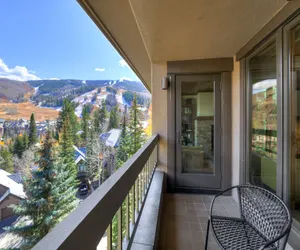 Photo 3 - Stunning Views - Renovated Condo in Pines Lodge