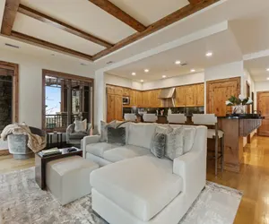 Photo 3 - 106 - Three Bedroom Shooting Star