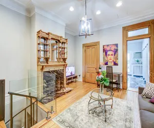 Photo 2 - Logan Mansion Suite 2