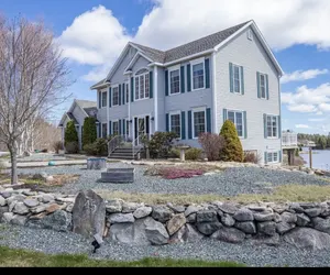 Photo 5 - Serene Morancy Manor