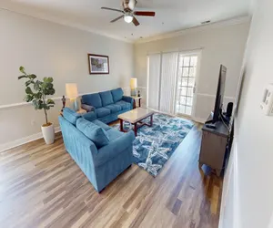 Photo 2 - Magnolia Pointe 4869-201