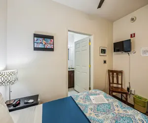 Photo 3 - Hotel Cathlamet Room 203 - Interior Full