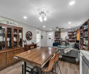 Photo 3 - Charming Pet Friendly Concord Retreat