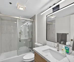 Photo 3 - Chic DT Honolulu Executive Condo