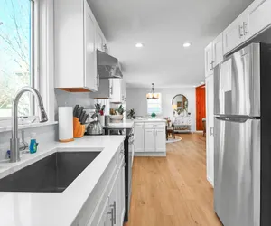 Photo 3 - Charming 3BR Home in Nantucket's Natural Beauty