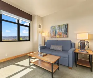Photo 3 - 1 Bedroom/2 Queen/2 Bathroom - Steamboat Grand