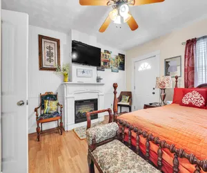 Photo 4 - Charming Coastal Retreat in Bay St Louis
