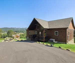 Photo 2 - Robeson Hood Lodge