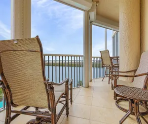 Photo 3 - Monthly Discount! Wateredge 492 Condo w/ Balcony & Bay Views