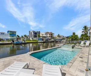 Photo 2 - Brand New Luxury Build 265 Carolina Ave: Heated Pool, Hot Tub