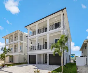 Photo 2 - Gorgeous 6 Bedroom New Build 261 Carolina Ave: Heated Pool