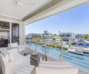 Photo 5 - 261 Carolina Ave: Gorgeous 6 BR, New Build, Heated Pool