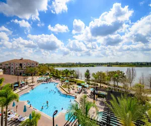 Photo 2 - Pool View Penthouse