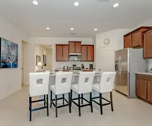 Photo 4 - Amazing 7  Bedroom Solterra  New Resort  Home