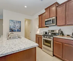 Photo 5 - Amazing 7  Bedroom Solterra  New Resort  Home