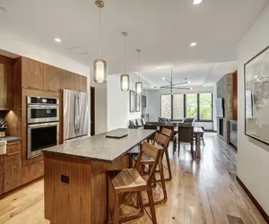Photo 5 - Contemporary 2 BR Condo in the Heart of Lionshead Save 20% on 7+ Nights!