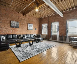 Photo 2 - Downtown Detroit Loft - Fully equipped & Absolutely Gorgeous theme