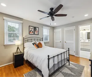Photo 4 - Tranquil Retreat in Cherry Hill