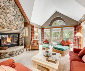 Photo 2 - Beautiful 5br Home at The Ranch - Kids Ski Free!