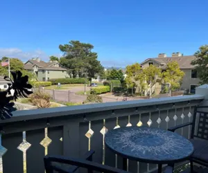 Photo 2 - 230LAKES-Sunny 2 BR Condo Retreat w/ Awesome Water Views!