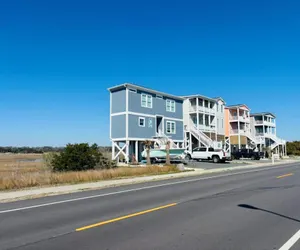 Photo 2 - Sun-Kissed Mermaid / 846 Ocean Blvd West